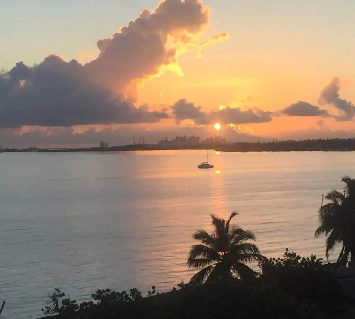 2 Bed Condo At One Cable Beach With Balcony Nassau