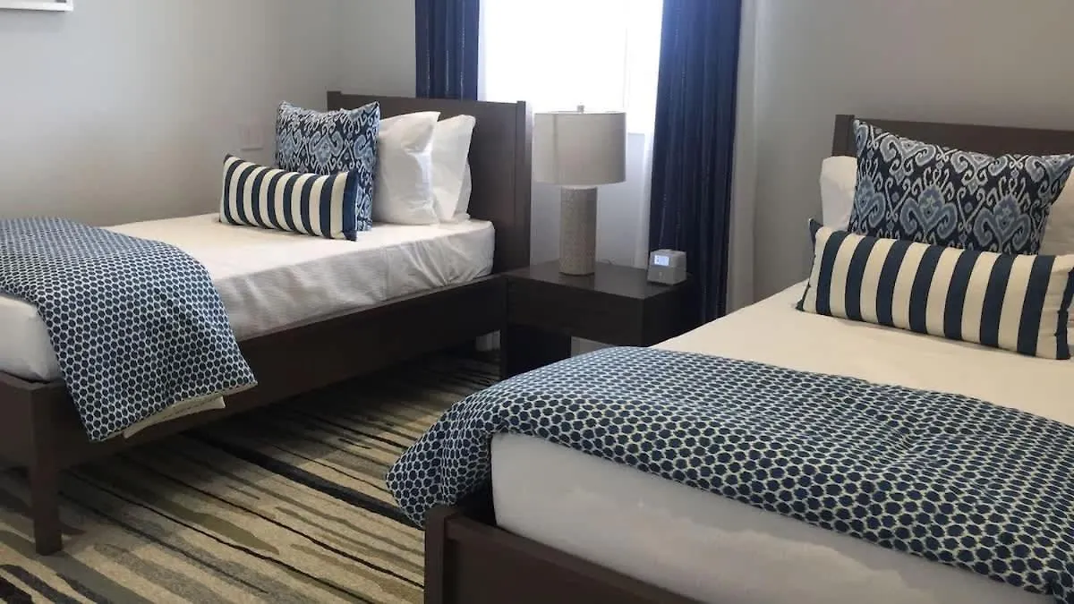 Holiday home 2 Bed Condo At One Cable Beach With Balcony Nassau