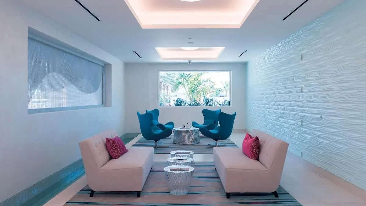 Casa de Férias 2 Bed Condo At One Cable Beach With Balcony Nassau Bahamas